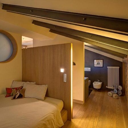 Sui Tetti Di Bologna Apartment Bagian luar foto
